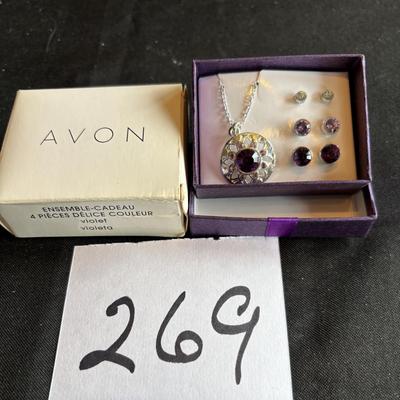 Avon Necklace and Earring Set