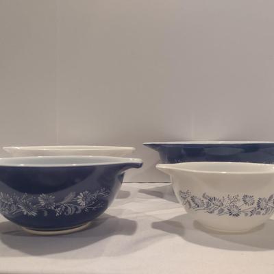 Pyrex Four Piece Nesting Mixing Bowl Set- Colonial Mist Cinderella Pattern
