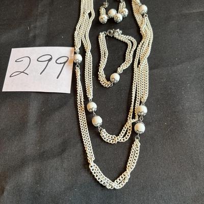 Vintage Jewelry Set