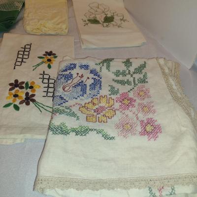 Collection of Hand Towels/Linens with Needlework or Embroidery