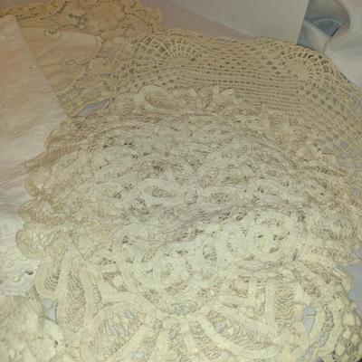 Assorted Needlework Table Linens- Runners, Doilies, Etc.