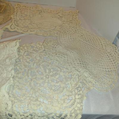 Assorted Needlework Table Linens- Runners, Doilies, Etc.
