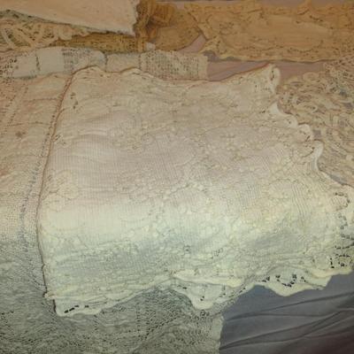 Assorted Needlework Table Linens- Runners, Doilies, Etc.