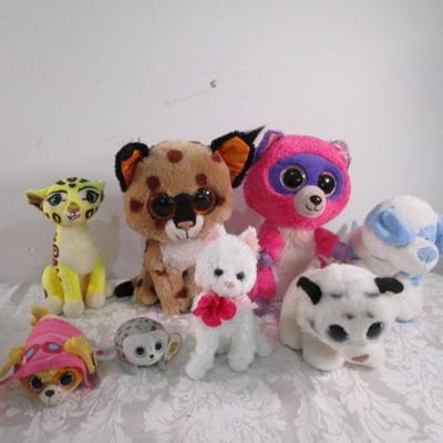 8 Ty stuffed animals