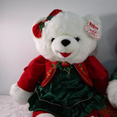 New with tags Boy & Girl Christmas bears