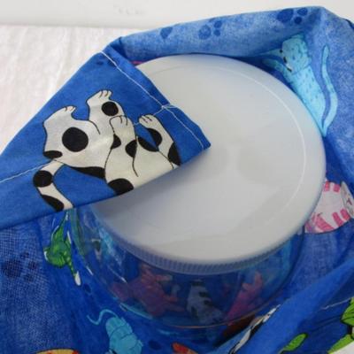 6 containers, various sizes, most with lids