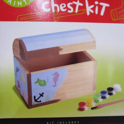 New in box Build & Paint treasure chest kit #1