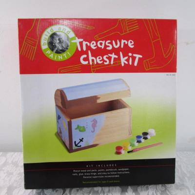 New in box Build & Paint treasure chest kit #1