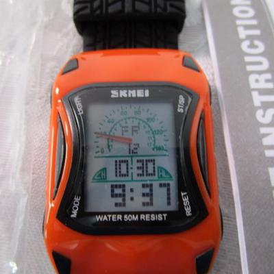 New in pkg with tags Skmei watch Model #0961