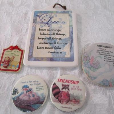 4 magnets & 1 plaque