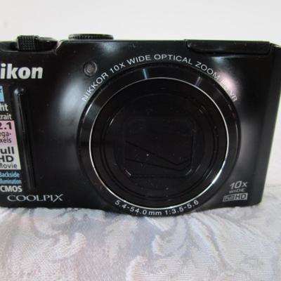 Nikon Coolpix 12.1 megapixel, 10x wide zoom, full HD camera