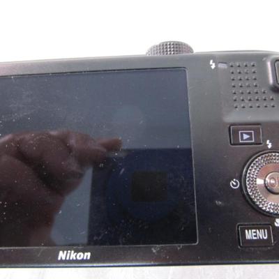Nikon Coolpix 12.1 megapixel, 10x wide zoom, full HD camera