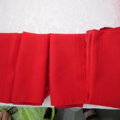 Red cloth oval tablecloth & 4 matching napkins