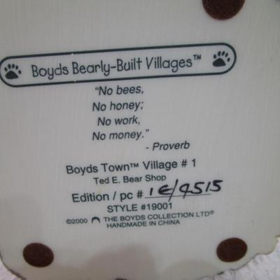 New in box Boyd's Bearly-Built Village Ted E. Bear Shop