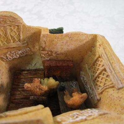 New in box Boyd's Bearly-Built Village Ted E. Bear Shop