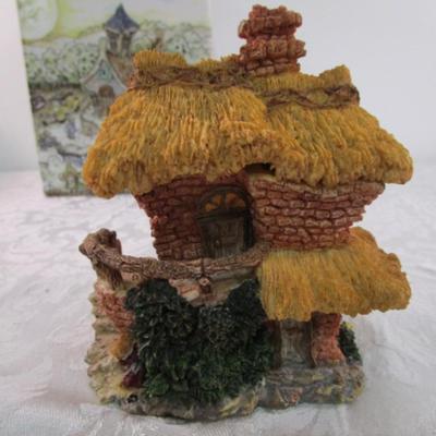 New in box Boyd's Bearly-Built Village Ted E. Bear Shop