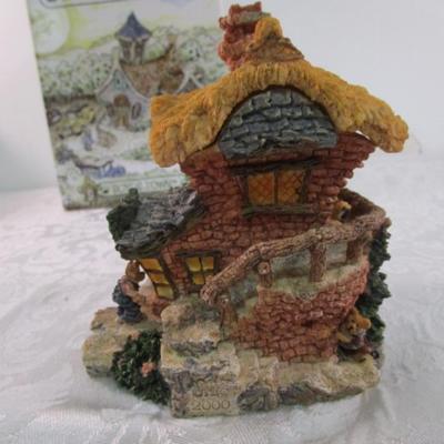 New in box Boyd's Bearly-Built Village Ted E. Bear Shop