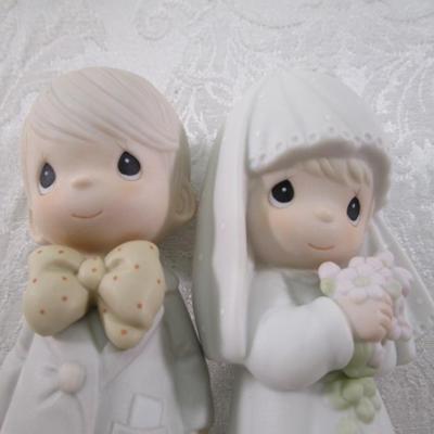 Precious Moments " The Lord Bless You & Keep You" Bride & Groom