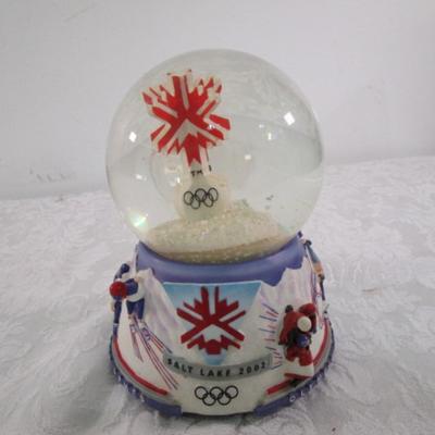 Salt Lake Winter Olympic 2002 Snow Globe