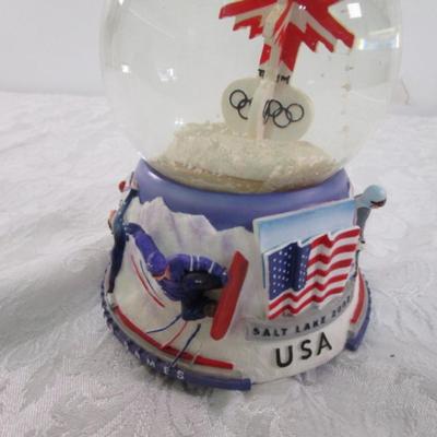 Salt Lake Winter Olympic 2002 Snow Globe