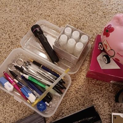 A VARIETY OF OFFICE SUPPLIES