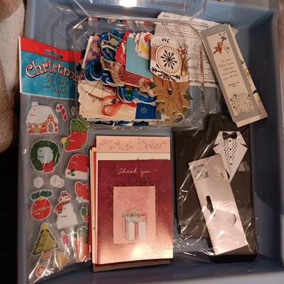 TISSUE PAPER, NAME TAGS, RIBBON, BOSE AND MORE ALL IN A ORGANIZING TOTE TOTE