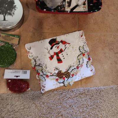 HOLIDAY MOTION SENSOR DOG, SNOWMAN CARD HOLDER, LINENS AND MORE