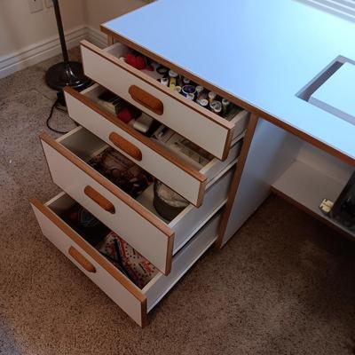 SEWING MACHINE CABINET ON CASTERS WITH VARIOUS NOTIONS