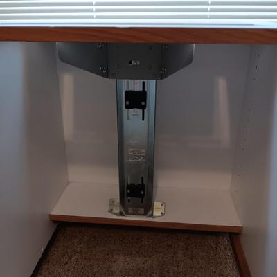 SEWING MACHINE CABINET ON CASTERS WITH VARIOUS NOTIONS