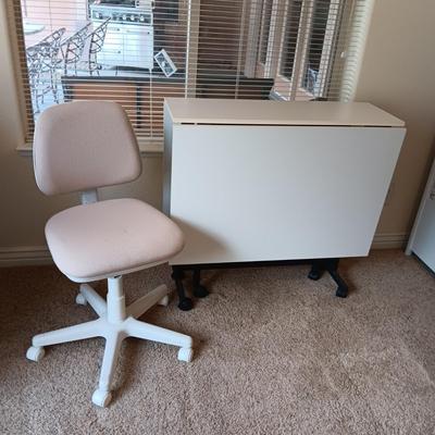 GATE LEG PROJECT TABLE ON CASTERS, AN ADJUSTABLE HEIGHT CHAIR, QUILTING & CUTTING BOARDS