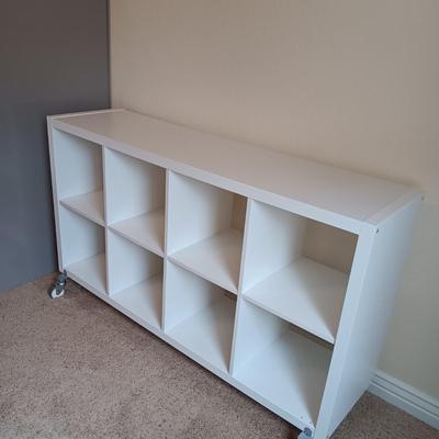 8 CUBE STORAGE ORGANIZER ON LOCKING CASTERS