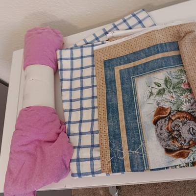 VARIETY OF SEWING MATERIAL