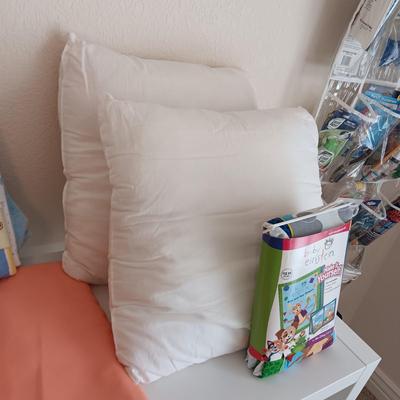 VARIETY OF SEWING MATERIAL, 2 BABYQUILT KITS AND 2 THROW PILLOW FORMS