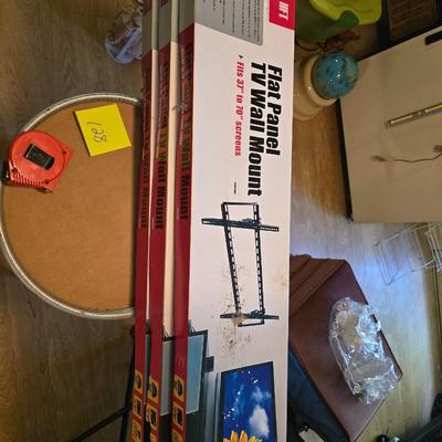 Wall mount for tv