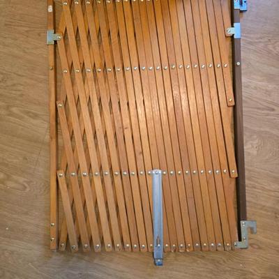 Baby gate