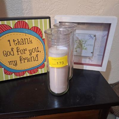 Sale Photo Thumbnail #471: misc items