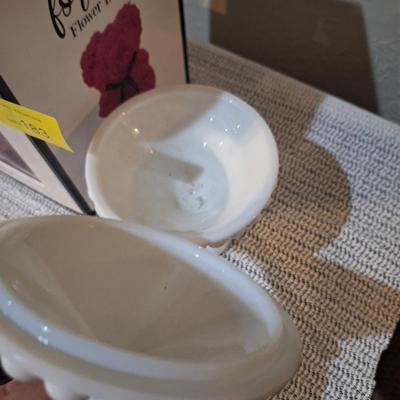 Sale Photo Thumbnail #497: Flower bear and milk glass dish