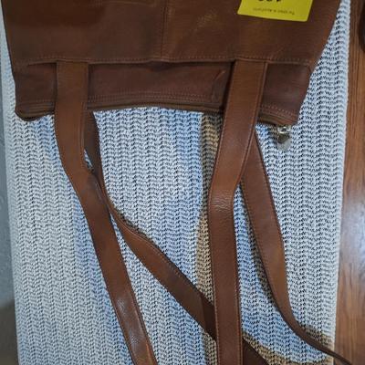 Sale Photo Thumbnail #513: Rolfs leather handbag