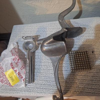 Sale Photo Thumbnail #557: ice crusher and lemon squeezer
