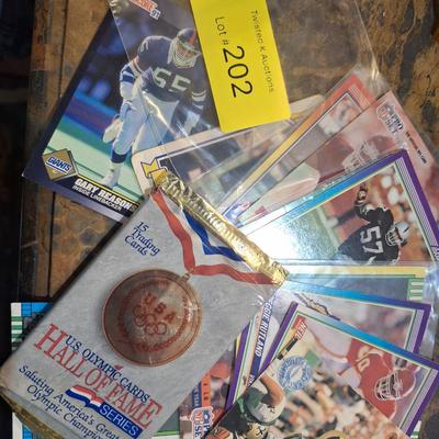 Sale Photo Thumbnail #566: misc sports cards