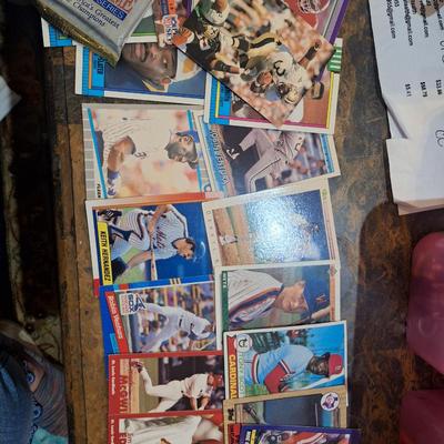 Sale Photo Thumbnail #563: misc sports cards
