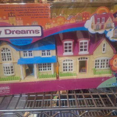 Sale Photo Thumbnail #599: it has the tiny people and furniture too, see all photos.