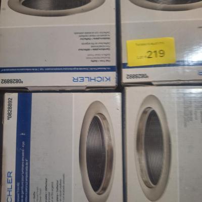 Sale Photo Thumbnail #622: new in box, lot of 6 recessed lights