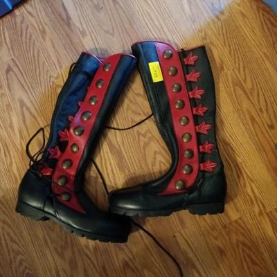 Sale Photo Thumbnail #655: these have the mark on bottom of a 6 but they are much larger - all of the other shoes in this estate were size 13D so we aren't sure about these, they should also be 13 and they seem to be but are marked 6
