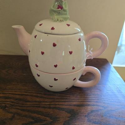 Tea kettle