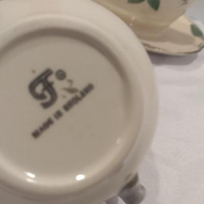 Vintage Franciscan Gravy Boat and Creamer and Covered Sugar Bowl