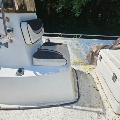 Sale Photo Thumbnail #11: 2003 Blazer Bay 18.5 foot fiber glass boat with 115 hp Yamaha 2 stroke engine with oil reservoir and new 2023 Minn Kota Terrova Trolling motor and starline drive on aluminum trailer. All in good working order.