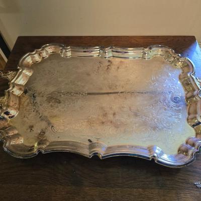 Serving tray