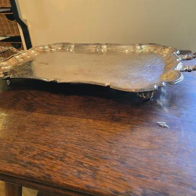 Serving tray