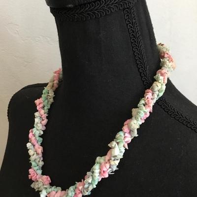 Cool vintage pastel seashell necklace